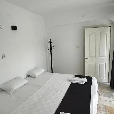 Ada Sea Aparthotel