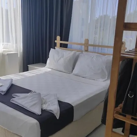 Aparthotel Ada Sea *